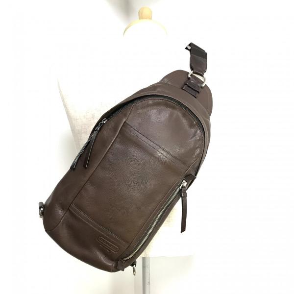 コーチ トンプソン 70617 コンバーチブル ボディバッグ ブラウン コーチ トンプソン 70617 コンバーチブル ボディバッグ ブラウン