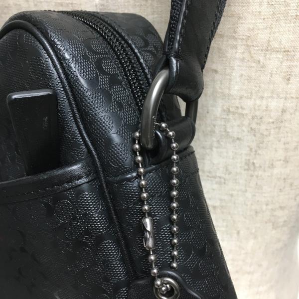 美品 ＣＯＡＣＨ ／ コーチ F70848 PVC素材エンボスミニシグネチャー柄