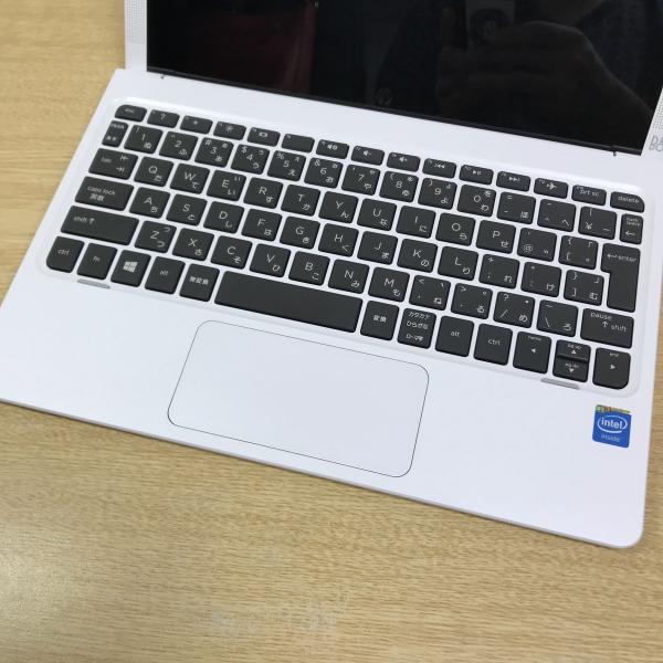 きれい Windows10 2in1タブレット本体 HP Pavilion X2 10-n020TU 