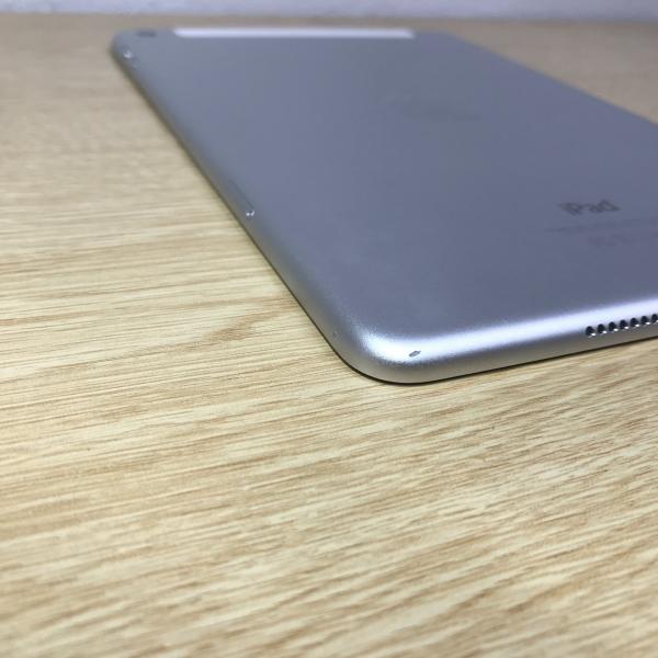 きれいめiPad mini 4 16GB WiFI+Cellular au Apple アップルタブレット