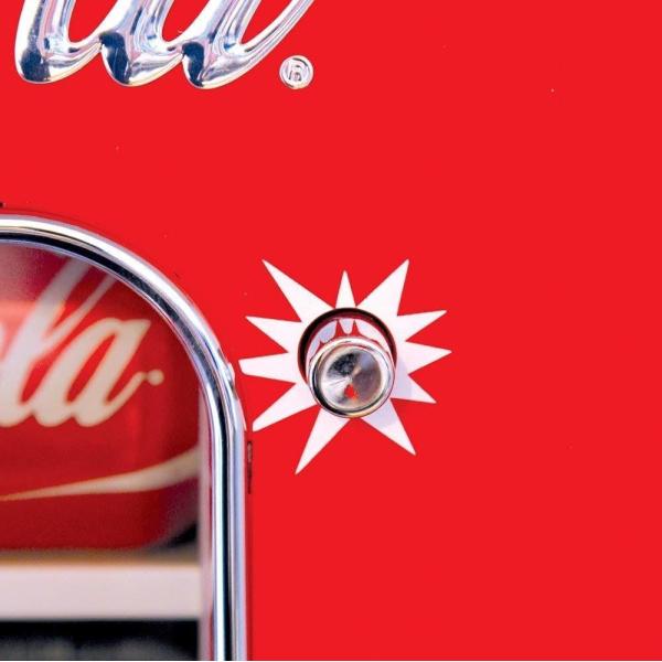 COCA-COLA コカ・コーラ レトロ調 コカコーラ 自動販売機型冷蔵庫 レトロベンディングマシーン CVF18-G 10缶収納型[輸入品]  /【Buyee】