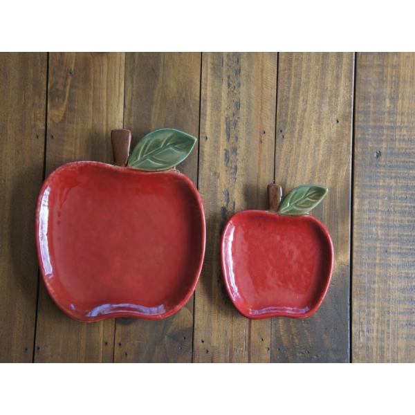 小 りんごの可愛いお皿 陶器 プレート 果物 アップル 林檎 おしゃれ プレゼント 小物入れ /【Buyee】