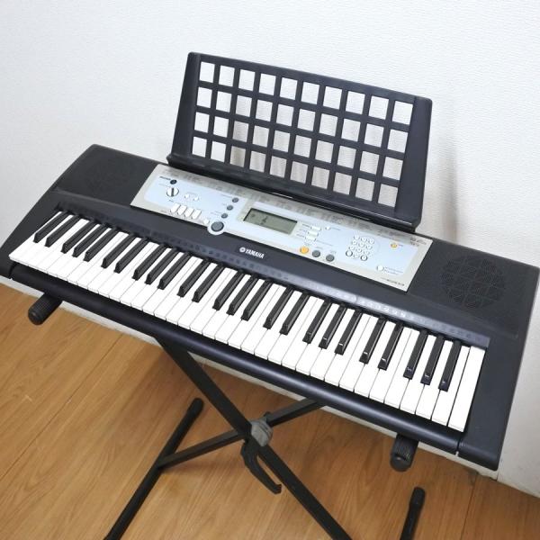 中古 YAMAHA ヤマハ 電子キーボード PORTATONE PSR-E203 61鍵 スタンド