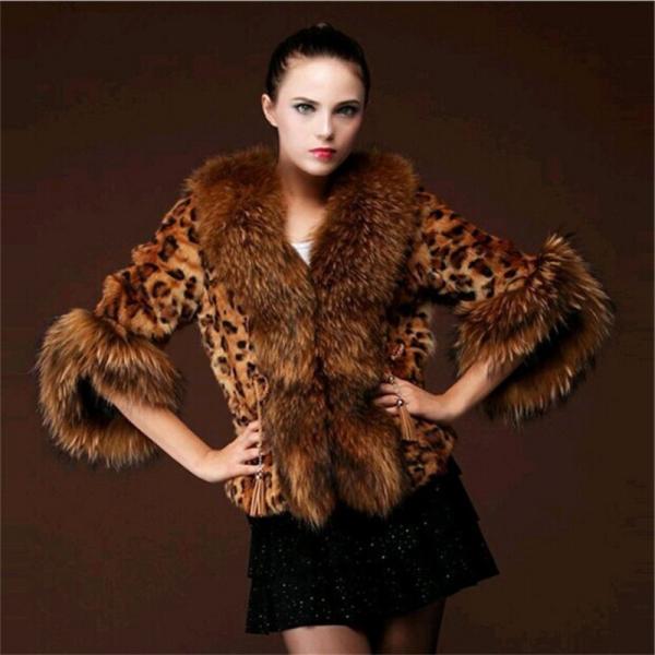 最終値下げ！ジョセフィーヌ　毛皮ジャケット　レオパード　ヒョウ柄 leopard Fake fur coat Jacketフェイクレオパード ヒョウ柄