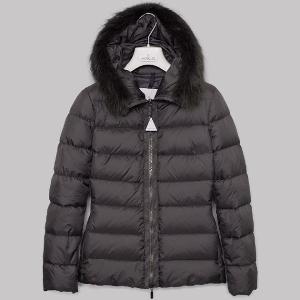 モンクレール MONCLER ダウンジャケット レディースブラック系