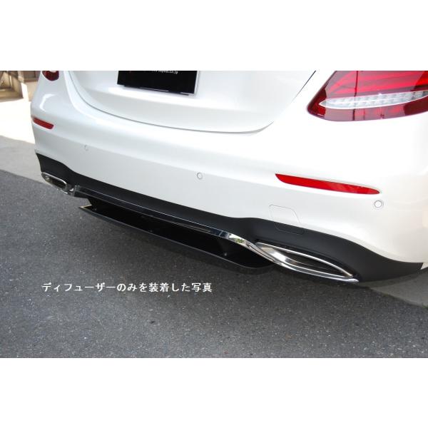 E-Class W213用s.d.f star design factory社製FRP Paint Rear diffuser