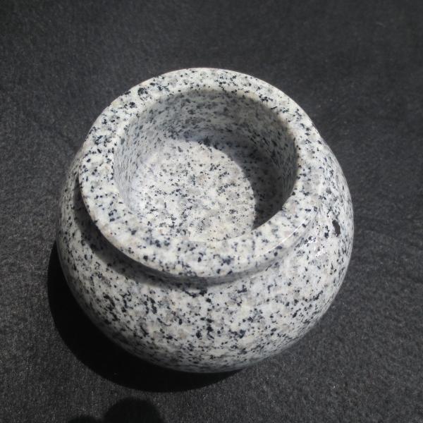 水鉢（みずばち） 御影石だから倒れない 割れない 湯呑 墓用