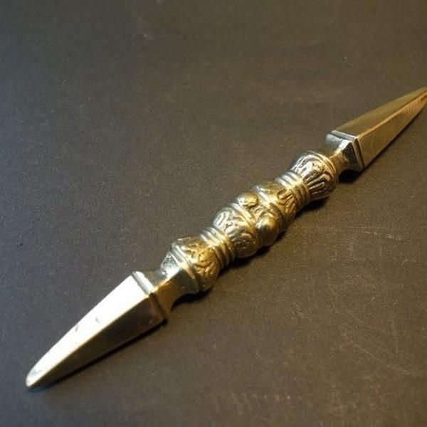 独鈷杵（ヴァジュラ・金剛杵）中/【Buyee】