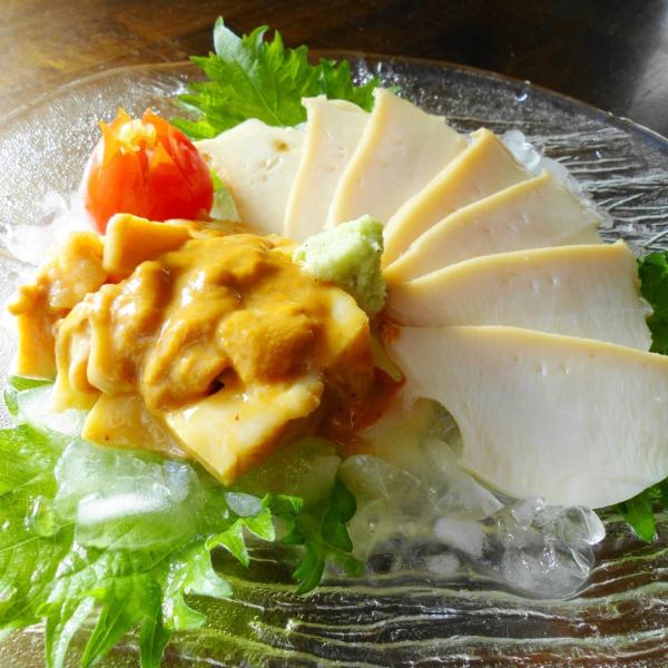 あわび缶詰 天然アワビ水煮缶 オーストラリア産4号缶2粒入り あわび缶詰 天然アワビ水煮缶 オーストラリア産4号缶2粒入り