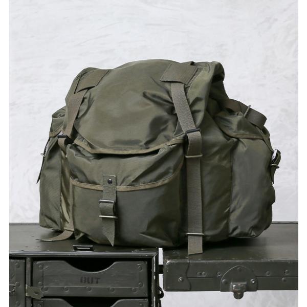 【実物！】当時物　イタリア軍　バックパック　リュック 予約販売】本 実物！】当時物 イタリア軍 バックパック リュック