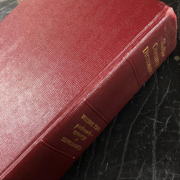 ヴィンテージ洋書 赤い辞書 ハードカバー 古書 古本 アメリカ 海外 