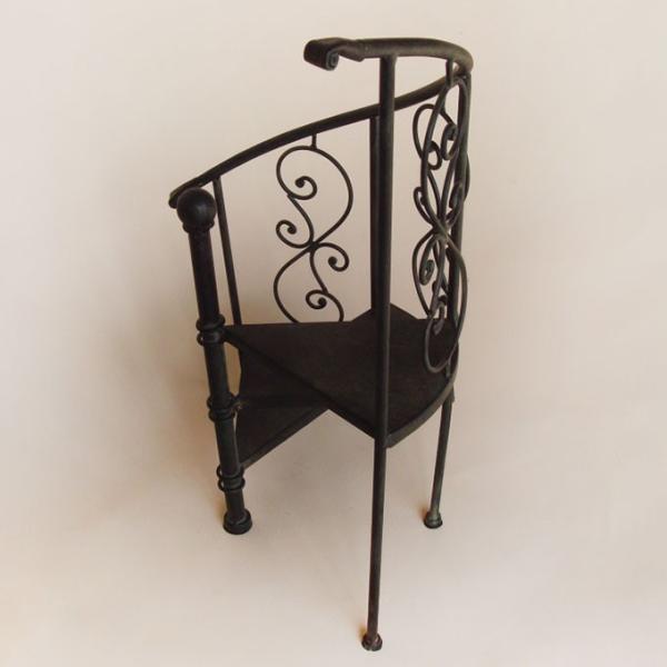 階段型ディスプレイ台 花台 アイアン アンティーク調 螺旋 らせん階段