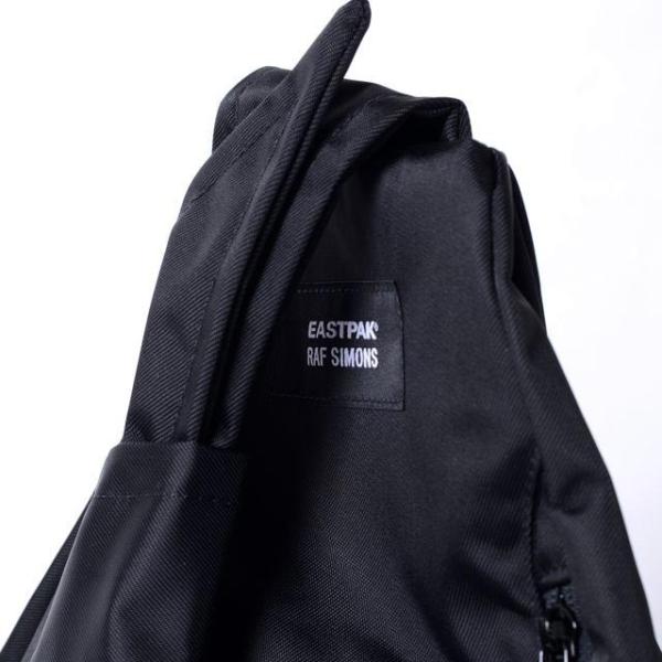 G*a様 EASTPAK RAF SIMONS ブラック　ボディバッグ ラフシモンズ RAF SIMONS イーストパック EASTPAK ボディバッグ