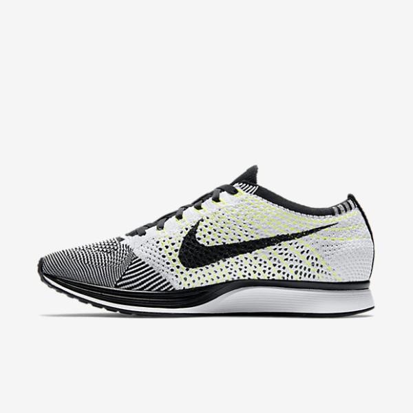 国内正規品】 NIKE FLYKNIT RACER ナイキ フライニット レーサー